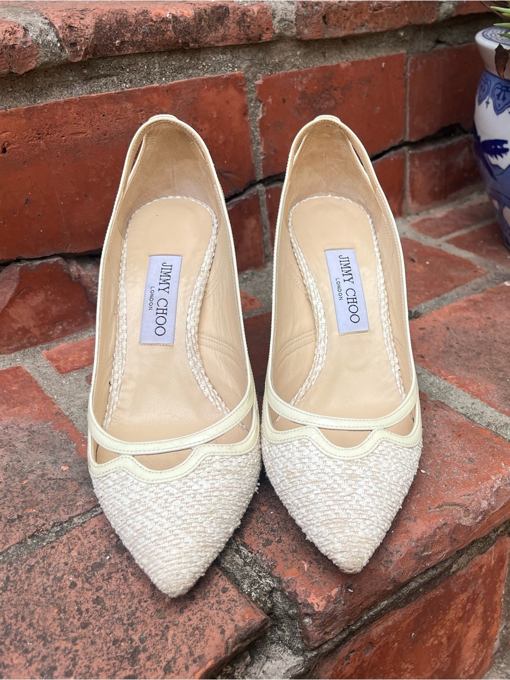 Jimmy Choo Cream Woven tweed Pointed-Toe Pumps, very rare, excellent condition